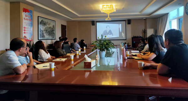 公司第四個紀律教育學(xué)習(xí)宣傳月系列活動——黨員干部觀看紀律警示教育片
